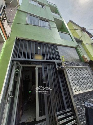 chính chủ bán nhà nguyễn thần hiến, quận 4, dt 30m2 - 3 tầng btct, 3pn 3wc, nhà ở liền, nở hậu