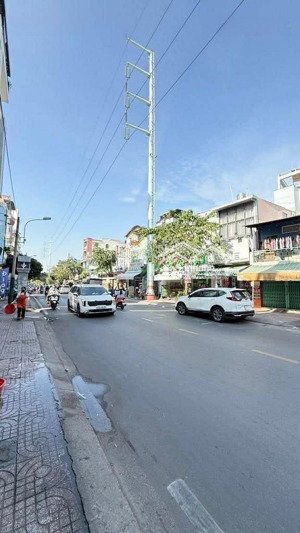 bán nhanh nhà c4 mặt tiền đường ngô quyền, quận 10, tp.hcm, 4x11,5m, 46m2, 15tỷ99