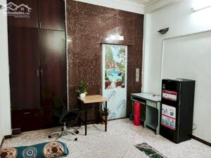 Phòng mặt tiền Đinh Bộ Lĩnh, P.26, 20m2, đủ nội thất, 3.3tr