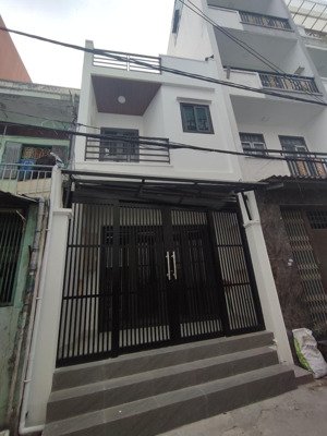 chủ ngộp gấp bán nhà - nguyễn văn yến - tân phú - hẻm ôtô - dt 60m2 - chỉ 7 .1 tỷ