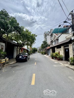 bán đất tặng nhà hẻm 5m thông ,93m2 ngang 5 nở hậu 6.3, bùi quang là , nhỉnh 7 tỷ