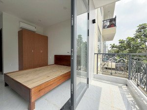 cho thuê chdv cao cấp mới xây có ban công gần safira khang điền, vòng xoay liên phường quận 9 q2