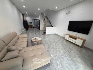 cho thuê nhà full nội thất đẹp gói 8 kđt mỹ gia giá 23 triệu/ tháng