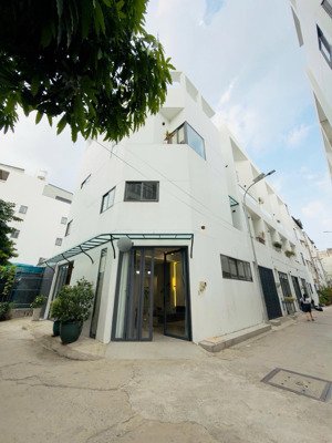 bán nhà phố góc 2mt xây mới hẻm xe hơi thông khu đồng bộ lê đức thọ gò vấp