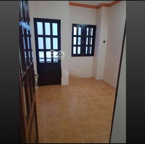 nhà nc - phan đăng lưu - 3x10m - trệt lửng lầu - 3pn 2wc - 11 triệu tl - hằng xem nhà