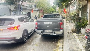 nhà phú thượng ở hoặc đầu tư phân lô ô tô tránh nhau vị trí trung tâm 24 tỷ 74m2