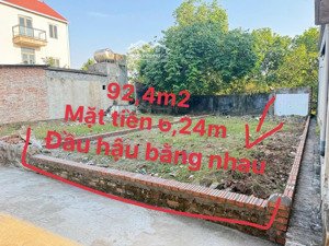 lô góc 92.4m² gần chùa thầy ô tô vào đất, mặt tiền 6.24m, cách đại lộ thăng long 2km, giá tốt