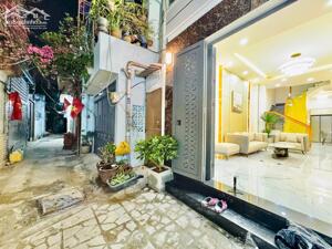 Bán nhà riêng tại Điện Biên Phủ, 8,4 tỷ, 78m2, 5PN, 3WC, Q.Bình Thạnh, TP.HCM