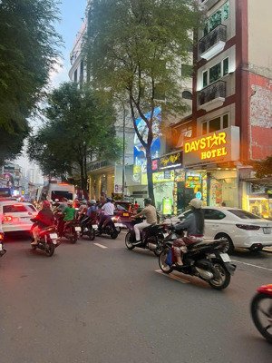 siêu vip-siêu vị trí 1 căn duy nhất mt thủ khoa huân, quận 1, dt 4.5x25m, hđt 200tr/tháng. 79 tỷ