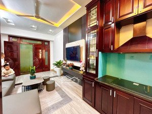 chủ cần bán nhanh nhà 5,5 tầng trung tâm ngô quyền gần ô tô full nội thất giá tốt nhất khu vực