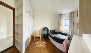 suất nội bộ chỉ 2 tỷ sở hữu ngay 2 phòng ngủ-2wc dt 64,3 m2, view bể bơi vô cực. lh 