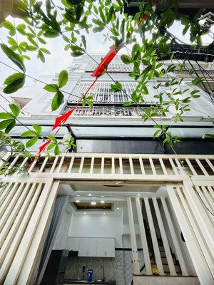 huỳnh văn bánh - phú nhuận - 4 tầng - 30m hẻm nội bộ an ninh - nhĩnh 6 đồng