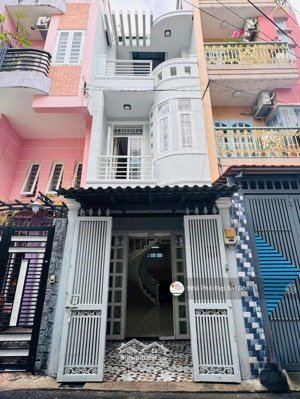 bán gấp nhà hxh nguyễn hồng đào- p14-tân bình.dt 3x14- đúc 2 lầu- 3pn-3wc nhỉnh 7 tỷ