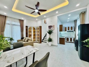 khu phố ẩm thực phan xích long, bề ngang hơn 5m, công nhận 40m2, 3pn master, chỉ 6.x tỷ