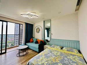 cần bán căn hộ studio 29m2 đủ đồ view sông hồng ban công hướng nam toà h2 haven park ecopark