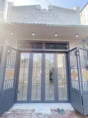 bán nhà mặt tiền đường nhựa 3/1 đông thạnh, hóc môn giá chỉ: 2.65 tỷ (thương lượng)