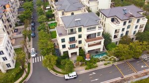 cho thuê biệt thự: dt 225m2-139tr/t; 325m2-220tr/t; 438m2-320tr/t vinhomes bason. miễn phí dịch vụ.