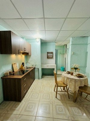 bình thạnh nhà sát mặt tiền phan văn trị giá dưới 5 tỷ hiếm