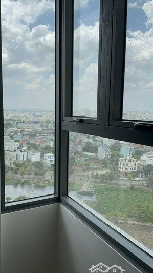 chủ cần bán căn 3pn tầng cao view thoáng