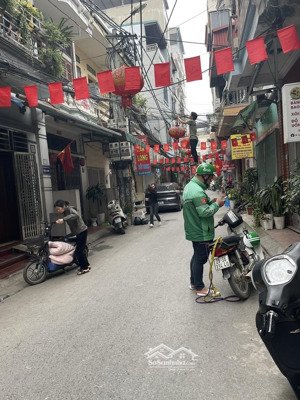 chính chủ gửi bán căn nhà 47 m kinh doanh