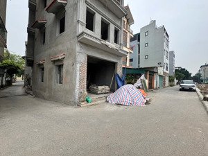 bán đất phúc lợi - đường oto tránh- cách 1 nhà ra đường vỉa hè.dt:58m2, mt:5.6m. giá:tl