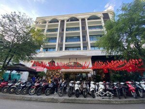 bán chdv dòng tiền 7 tầng bạch đằng - bình thạnh - (9x20m) - hđt: 200tr/th - giá: 45 tỷ