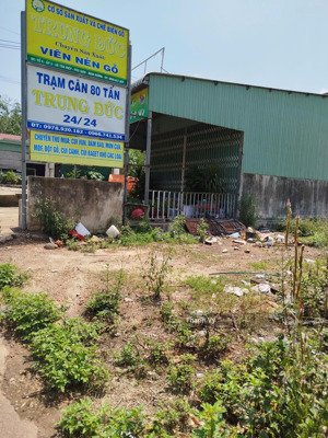 bán đất thổ cư ngay chợ tân hiệp bình dương 368m2 giá 490tr sẵn sổ, dân đông cách đường dh chỉ 70m