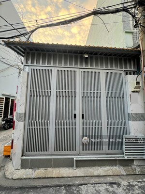 bán nhanh nhà lô góc hxh nguyễn cửu đàm - tân sơn nhì(tân phú cũ)- 4x11(45m2) chỉ 5,59t(tl)
