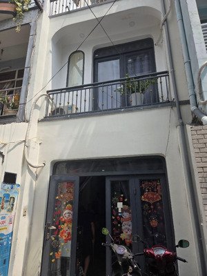 bán nhà nam kỳ khởi nghĩa quận 3 hẻm 4m thông giá bán: 5,5 tỷ thông tin nổi bật: d