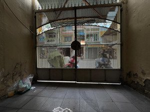 bán nhà mặt tiền kinh doanh nhật tảo, quận 10 diện tích: 33m kết cấu: 3 tầng btct kiên c