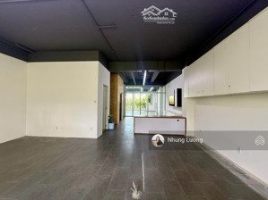 cho thuê shop sarimi mt nguyễn cơ thạch 693m2, giá tốt nhất thị trường, 5 tầng có hầm