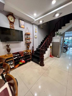 phòng trọ tiện nghi ngay cổng khu chế xuất tân thuận