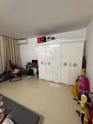 nhà đẹp, chủ tự xây long biên 32m - 5 tầng - gía chào 6.3 tỷ.