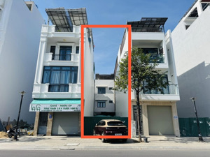 bán lô đất mặt tiền đường thích quảng đức kinh doanh chỉ có 12.5 tỷ, khu vcn phước long