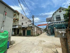 hàng nóng chưa có mặt trên thị trường phú nghĩa! lô góc 3 mặt tiền, kiếm đâu ra