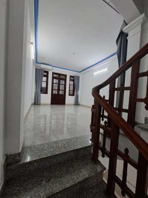 bán nhà siêu vị trí mặt tiền sư vạn hạnh- quận 10 -( 4x17)- 5 tầng -hdt 100tr/th- bán 38 tỷ