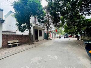 Chính chủ cần bán gấp lô đất đẹp toạ lạc tại trung tâm khu tái định cư phường Phúc Lợi