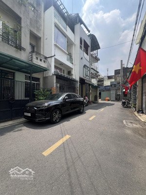 hxh kinh doanh 6m cmt8 nhà 5 tầng 5pn có gara oto gần mặt tiền gấp bán