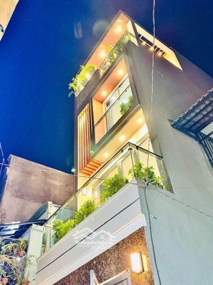 nhà quận 7, gần lotte mart, 56m2 , giá 4 tỷ 150