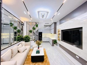 nhà văn cao, ba đình, sát hồ tây, ngõ ôtô thông tứ tung, ở luôn, thoáng trước sau, 5 tầng hơn 7 tỷ