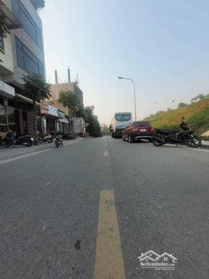 siêu phẩm cần bán đất mặt phố phúc lợi