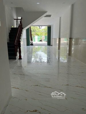 bán nhà phố mặt tiền đường hoàng diệu, s: 72,7m2, sổ hồng riêng,cách biển 500m, giá chỉ 13,5tỷ