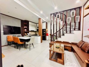 hơn 7 tỷ, văn cao, nhà đẹp, ngõ ôtô, 50m ôtô tránh, tặng nt, mới ở ngay, 39m2*5t