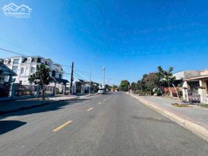 NGỘP THẬT - MẶT TIỀN ĐƯỜNG HÀNG DƯƠNG VEN BIỂN LỘC AN ( NAY LÀ PHƯỚC HẢI CHỈ 2,2 TỶ