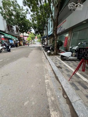 bán nhà phố an dương vương, tây hồ, kd, thang máy, thông thoáng, dân trí. nhà mới