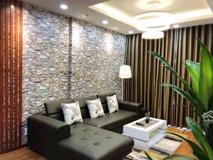 cần cho thuê gấp căn hộ the gold view. dt: 57m2, 1pn, 1wc. giá 15tr/th. lh: 