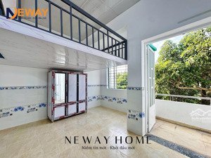 siêu phẩm trọ mới 100% _ giá rẻ_ban công đẹp như nhà ở _gần đầm sen_hoà bình_cách vhu 5 phút đi xe