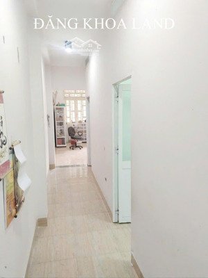 nhà rộng hẻm xe hơi linh đông-thủ đức 99m2 -chỉ 6.990tỷ.còn thượng lượng khu vực cao ráo gần