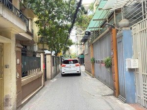 phố trần quốc hoàn - phân lô -60m -mặt tiền 5m- ô tô vào nhà, kinh doanh, cạnh đại học sư phạm, qg