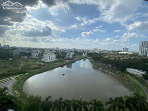 Chính chủ cần bán gấp căn hộ Flora KIKYO, 55m2 1+1PN - 1WC, Full NT, view hồ, có sẵn hđ thuê 8TR5, LH: 0388668882 Gặp Tâm ( zalo )